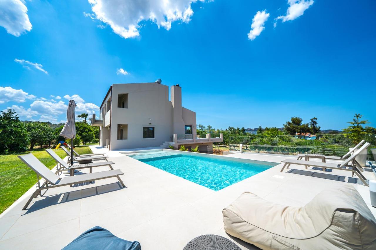 Villa Florentina ✩ Private Pool ✩ Bbq ✩ 7 Guests Alikianos Exterior foto